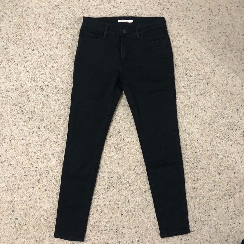 Levi’s black pants